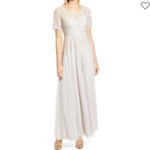 Pisarro Nights NWOT White Flutter Sleeve Maxi Gown women’s size 10